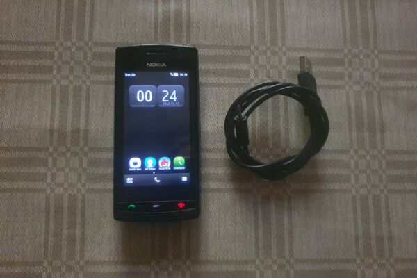 Nokia 500