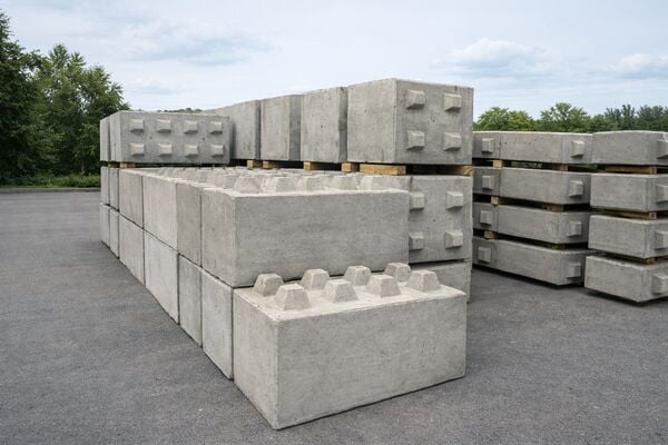Betoniniai blokai 60x60x60 cm, moduliniai lego tipo blokai, pristatymas Lietuvoje