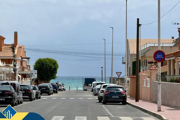 Penthouse apartamentas su terasa, Alicante provincijoje, Torrevieja mieste, La Mata rajone. 5 kambar