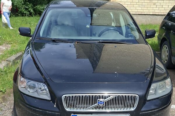 Volvo V50