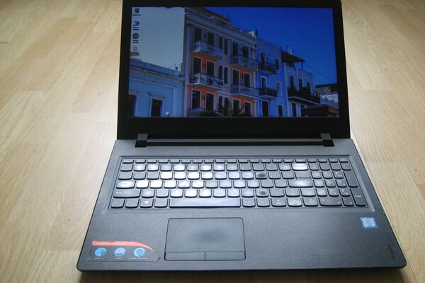 Greitas Lenovo Ideapad 240Gb/ i5 2.80GHz/ 3 val.