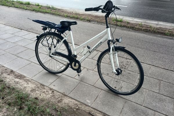 Vokiškas  Moteriškas dviratis  Naudotas  Miesto  dviratis