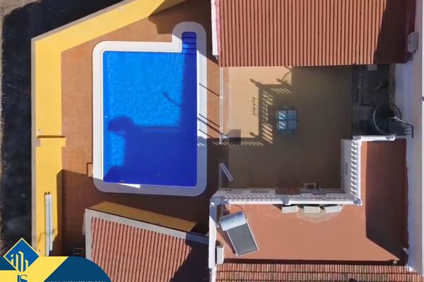 Vila su privačiu baseinu, Alicante provincijoje, Los Montesinos mieste. 5 kambariai | 152 m² | 7.4 k