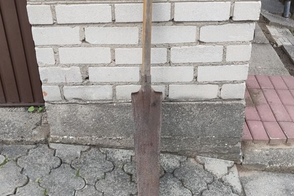 Ilgas ir siauras kastuvas, ilgi ir siauri kastuvai lopetos lopeta, lopata, lopatos