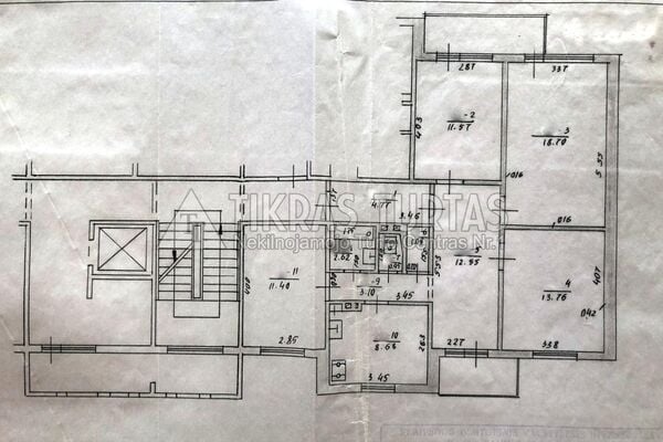 Erdvus 4 kambariu butas su holu 9/10a., 89 kv.m.