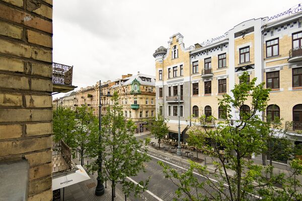3 kamb. butas Vilnius, Naujamiestis, Gedimino pr.