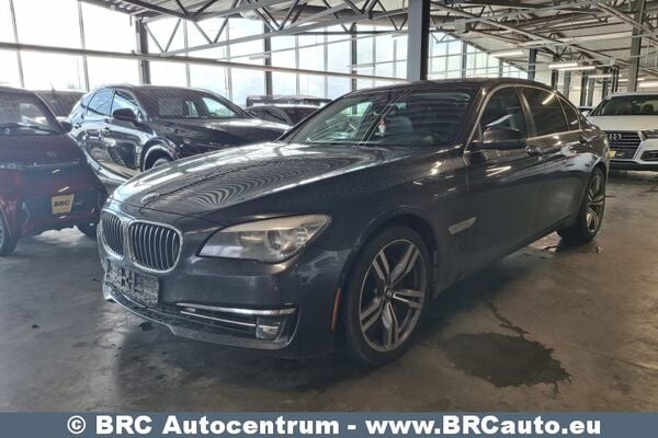 BMW 740
