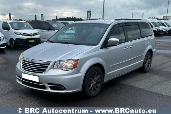 Chrysler Town Country