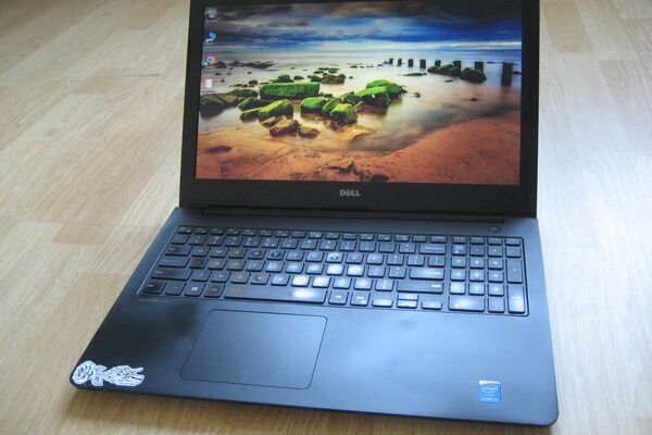 Dell 3550 i5 2.70GHz/ 8Gb/ Ssd 120Gb/ 3 val. 