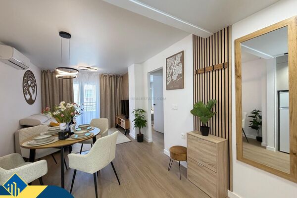 Renovuotas apartamentas su bendru baseinu, Alicante provincijoje, Torrevieja mieste, Playa del Cura 