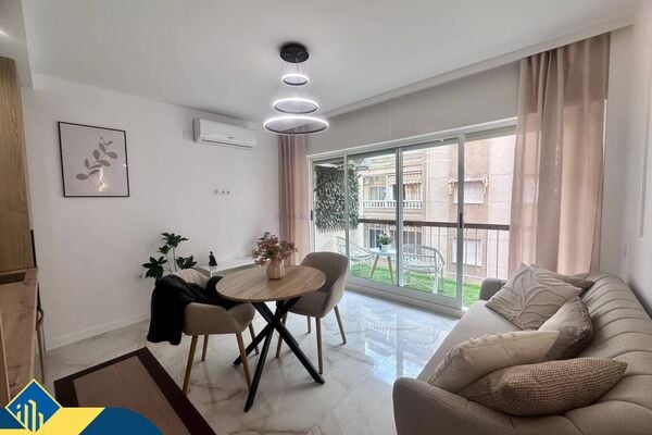 Apartamentas su bendru baseinu, Alicante provincijoje, Torrevieja mieste, Playa del Cura rajone. 2 k