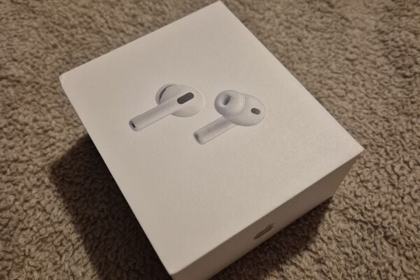 Naujos airpods pro 3 ausines  Ausinės