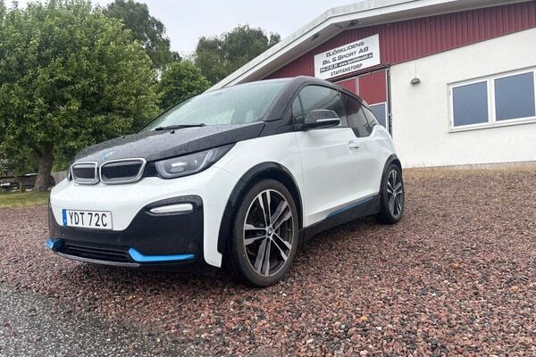 BMW i3