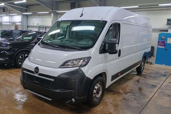 Opel Movano