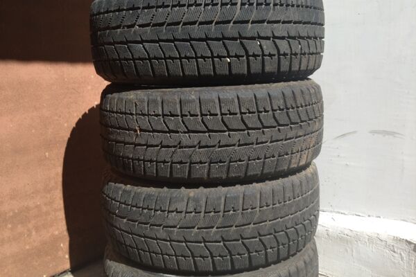 Bridgestone Blizzak, Universalios padangos