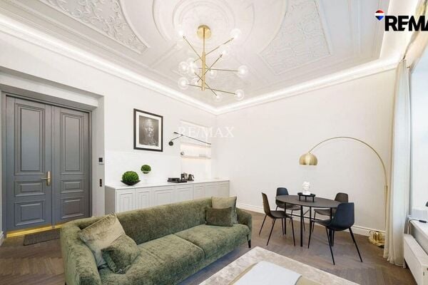 2 kamb. butas Vilnius, Senamiestis, Gedimino pr.