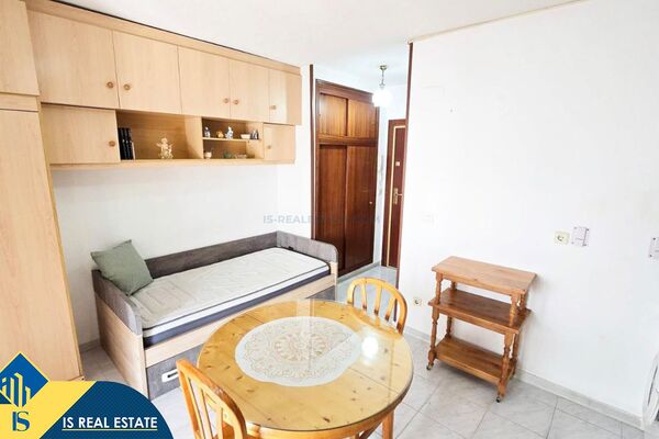 Studija su bendru baseinu, Alicante provincijoje, Torrevieja mieste. 1 kambarys | 34 m² | 1.3 kilome