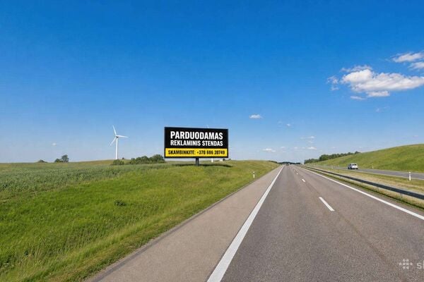 Didelis reklaminis stendas prie A1 magistralės