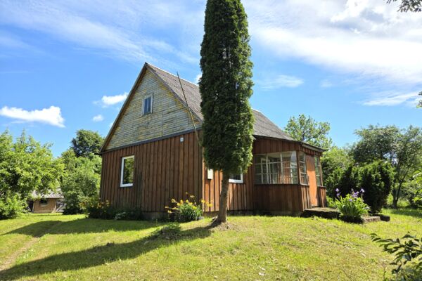 Parduodama Tvarkinga Sodyba Su 30,15 Arų Sklypu Anykščių R., Sarickų K.