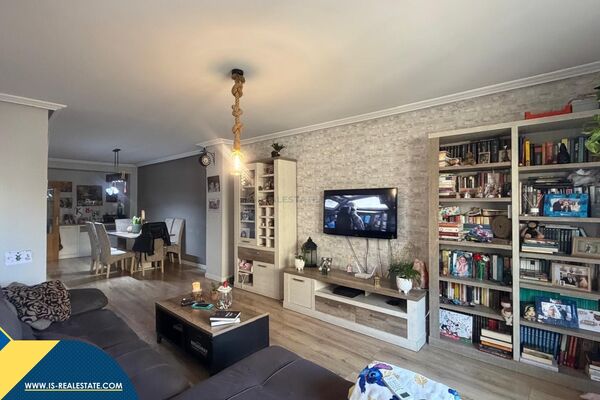 Apartamentas su terasa, Alicante provincijoje, Torrevieja mieste, Playa del Cura rajone. 4 kambariai