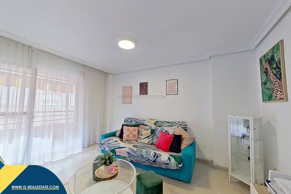 Apartamentas su terasa, Alicante provincijoje, Torrevieja mieste, Playa del Cura rajone. 5 kambariai