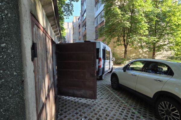 Garažo nuoma Naujininkuose Panevėžio g. 34