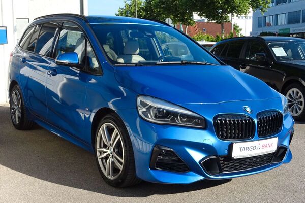 BMW 220
