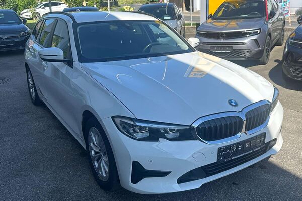 BMW 320