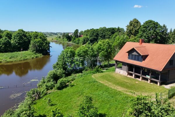 Širvintų r. sav., Medžiukai