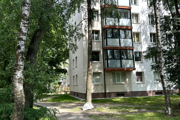 Vilniaus centre (!), Vytenio g. (priešais Omnitel pagrindinę būstinę), nuomojamas mažas (apie 8 kv.m