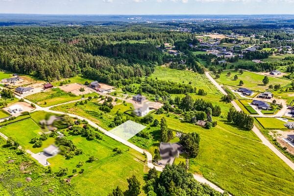 11.67 a sklypas Vilniaus r. sav., Lindiniškės, Tauro g.