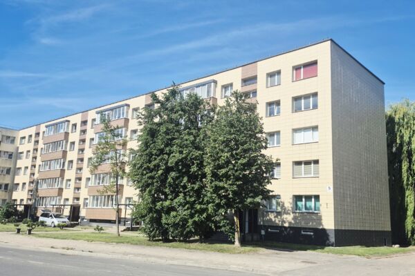 Parduodamas 3-jų kambarių butas renovuotame name