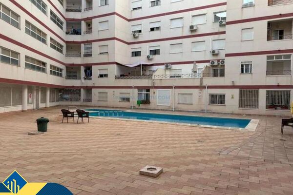 Apartamentas su bendru baseinu, Alicante provincijoje, Torrevieja mieste. 2 kambariai | 41 m² | 1 ki