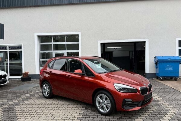 BMW 218