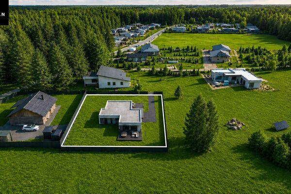 10.0 a sklypas Vilniaus r. sav., Sakiškės (Bezdonių sen.), Medžiotojų g.