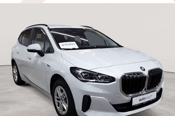 BMW 225