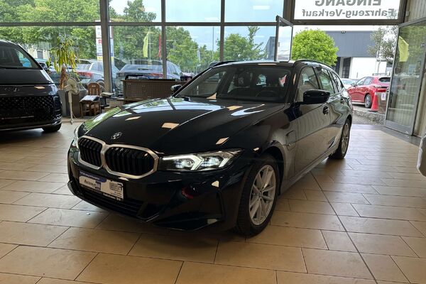 BMW 330