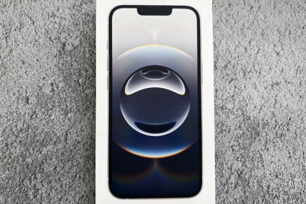 Apple iPhone 16e I Naujas I Garantija