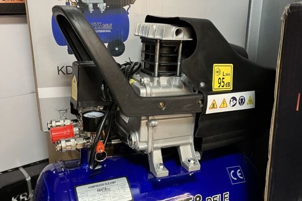 Alyvinis kompresorius 24L 230V Kd4050