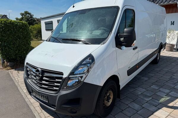 Opel Movano