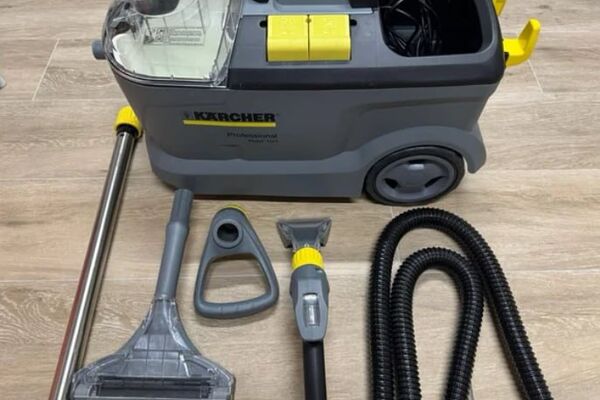 Karcher Puzzi 10/1 Vacuum cleaner