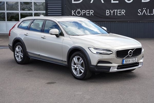 Volvo V90 Cross Country