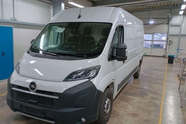 Opel Movano