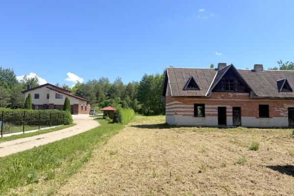 Parduodami Du Namai Su Erdviu Sklypu Prie Nevėžio Upės - Ramybės Ir Gamtos Oazei.