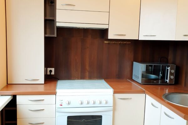 Nėja Jokio Agentūros Mokesčio !  Vilniuje, Viršuliškėse, Viršuliškių gatvėje išnuomojamas 2 kambarių