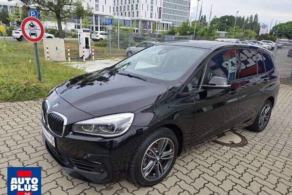 BMW 218
