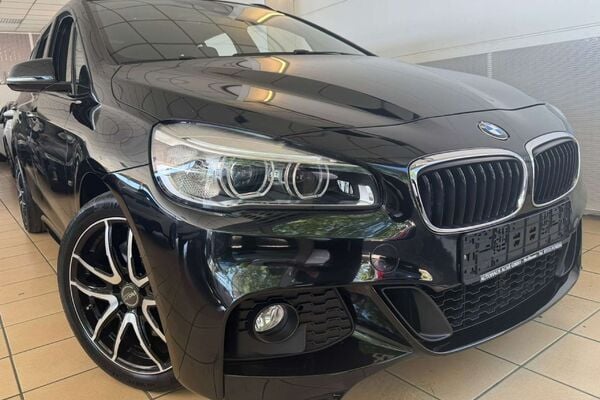 BMW 220