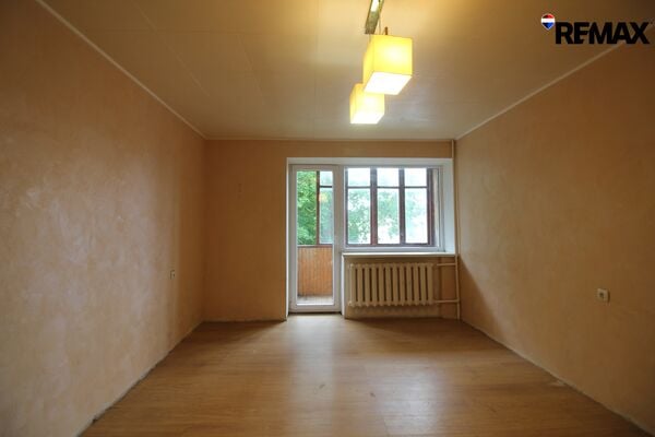 2 kamb. butas Šiaulių r. sav., Kuršėnai, Daugėlių g.