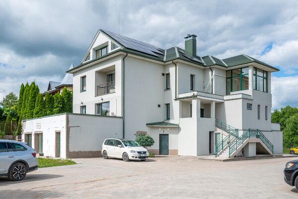 Vilniaus r. sav., Antežerių k., Ajerų g., 4 kambarių butas