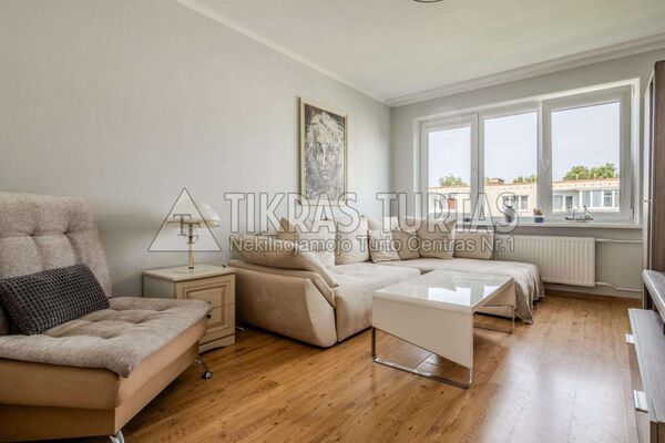 Stilingas 4 k. butas Naujakiemio g. – su dviem apšiltintais balkonais!